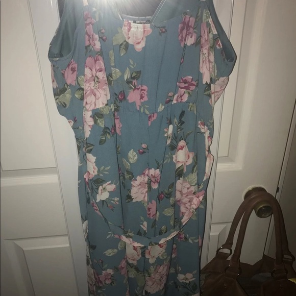 Floral Spaghetti strapped Jumpsuit - Picture 5 of 5